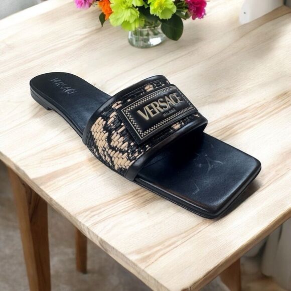 NWT Versace Theia Barocco Flats (40/10) - Picture 1 of 9